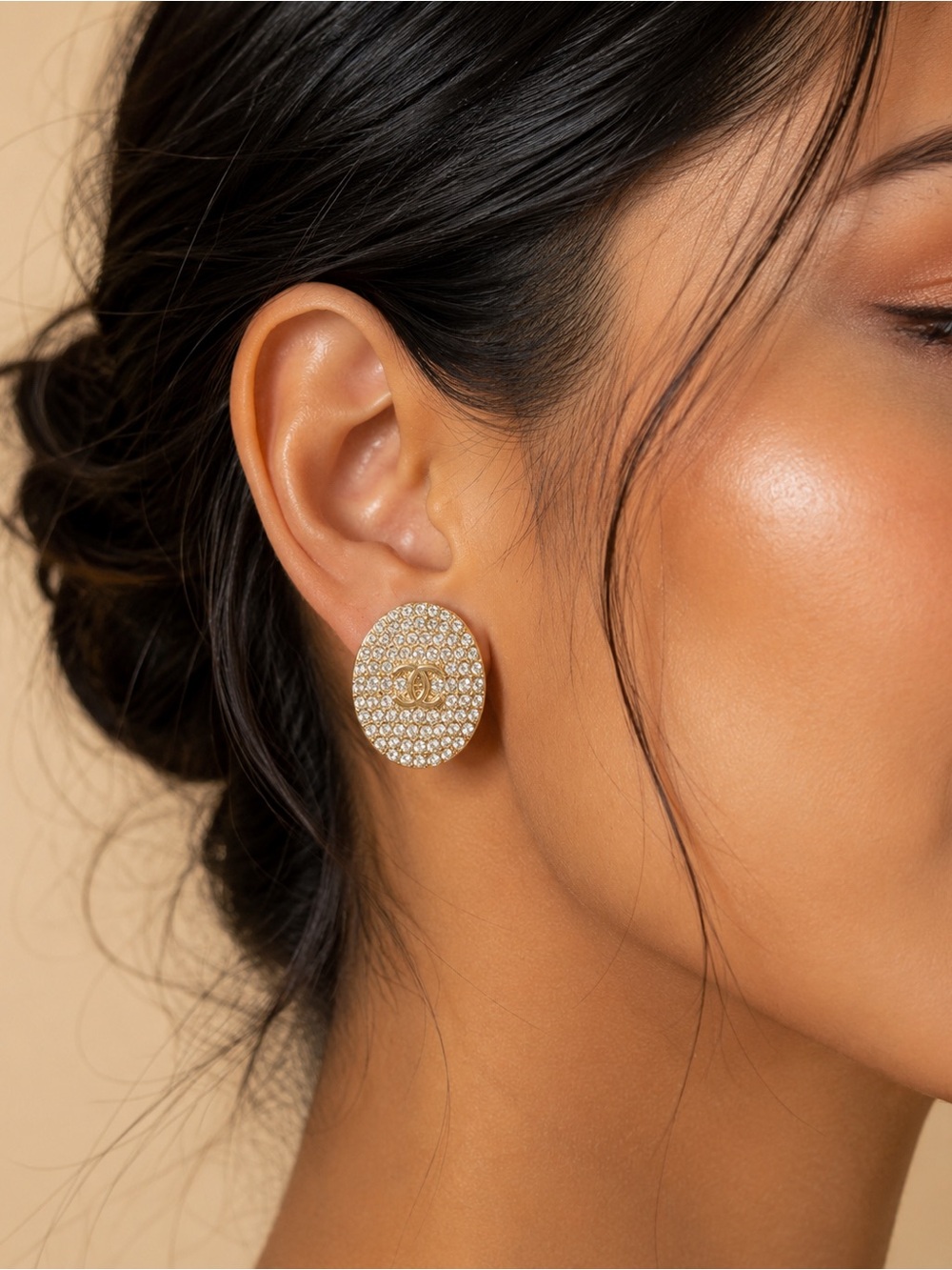 Gold Tone Oval Rhinestone Statement Stud Earrings Glam Sparkle